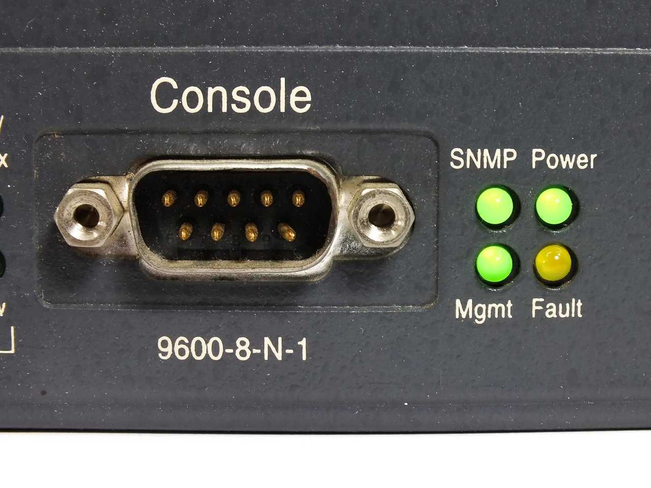 Intel ES101TX 10/100 Express Fast Ethernet Switch 8 Ports 100-120v or ...