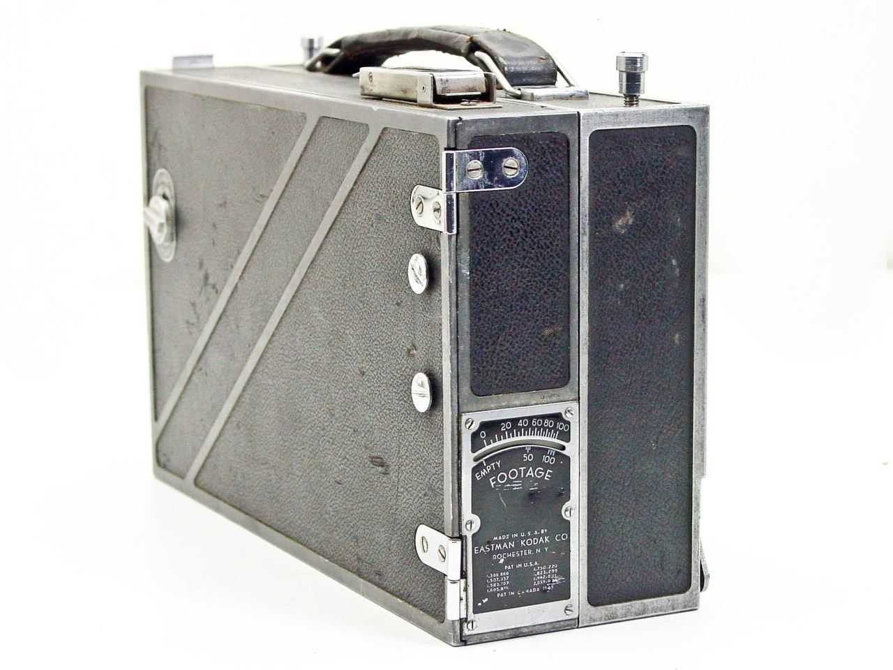 Cine-Kodak Special II Camera レンズ2本付き Cine Kodak Special II Camera and Tripod | CinemaGear.com