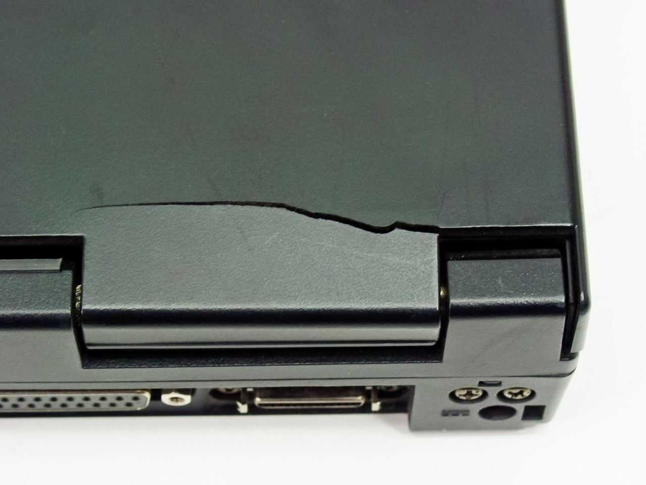 IBM 2625-3E9 365X Thinkpad Pentium 120MHz Laptop for Parts