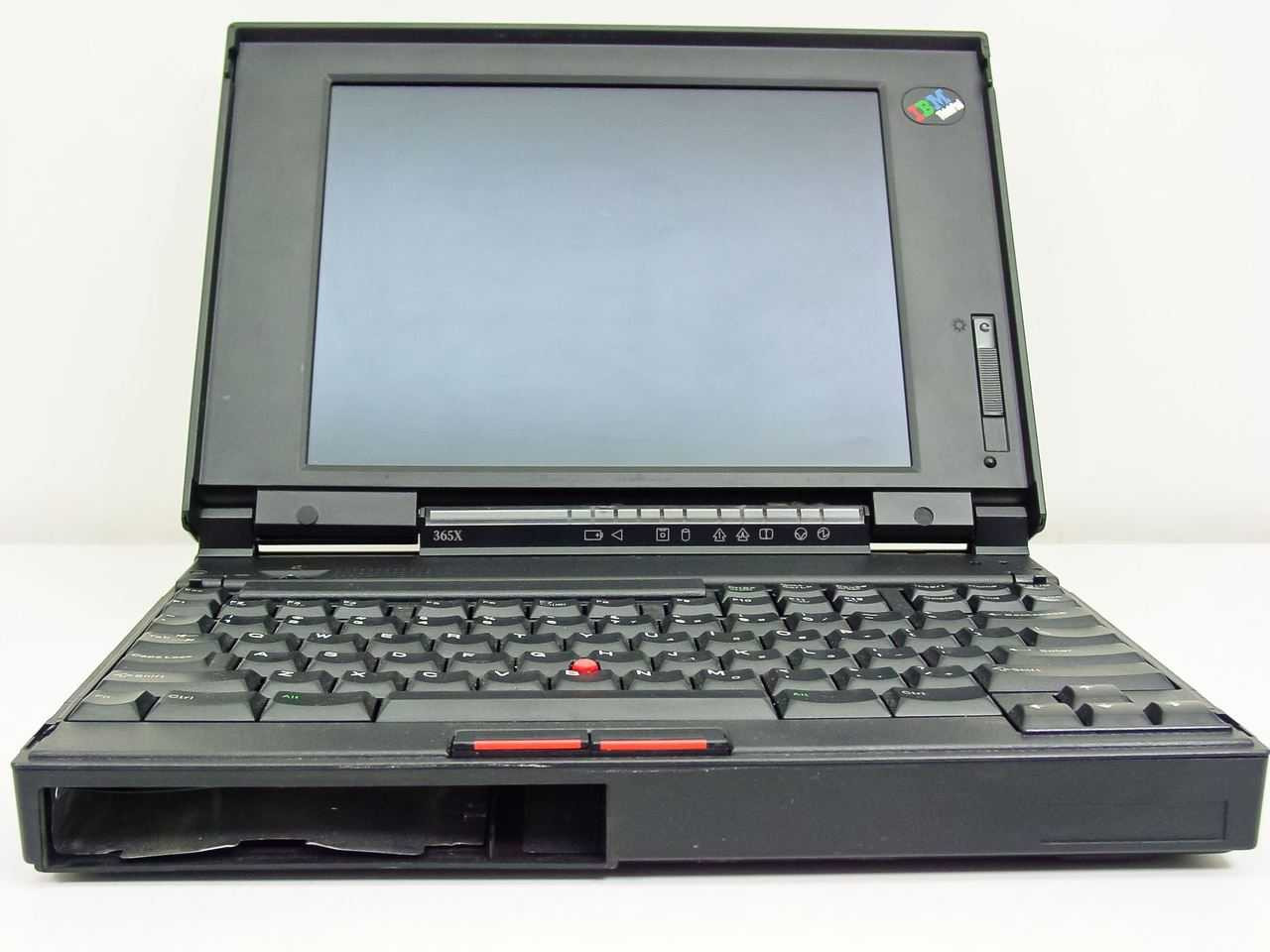 IBM ThinkPad 365X 2625-3E9 Pentium 120MHz Laptop Parts