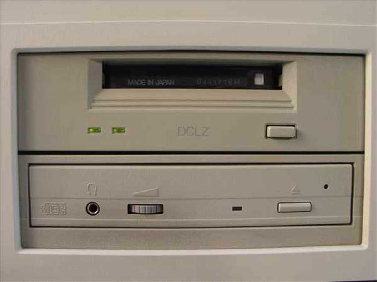 HEWLETT PACKARD　82902M　１台 Hewlett Packard A2435A Hewlett Packard 800/G40 PA-RISC 9000