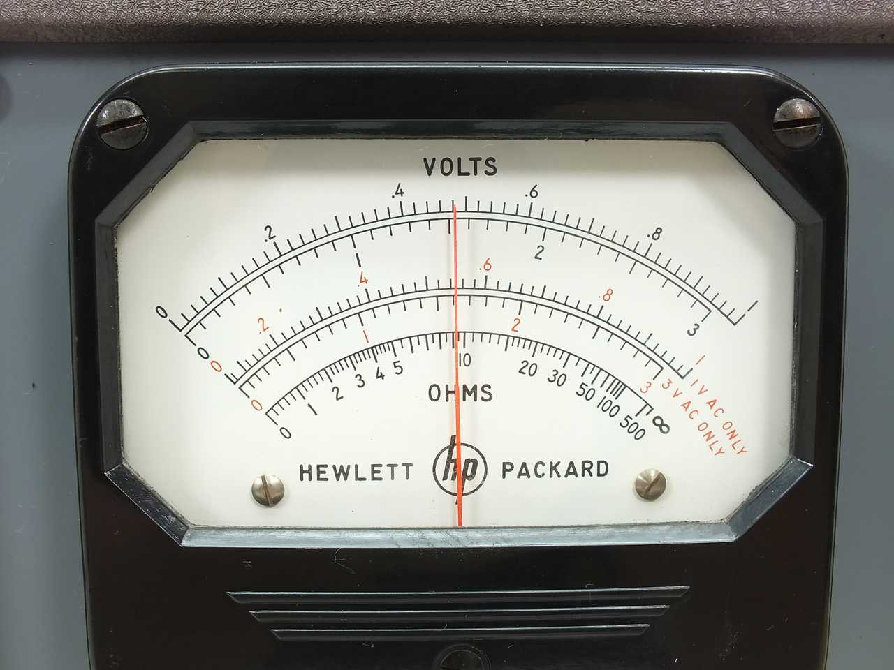 Hewlett Packard Model 410B Vacuum Tube Voltmeter