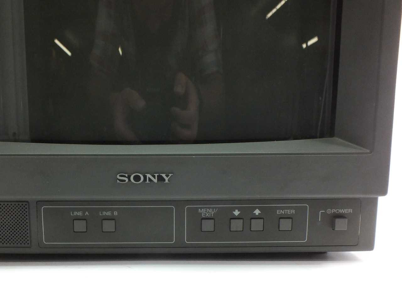 Sony PVM-14N5U Trinitron Personal Video Monitor - 14