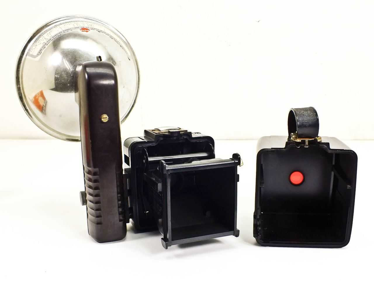 Kodak Brownie Hawkeye Camera and Flash Bulbs