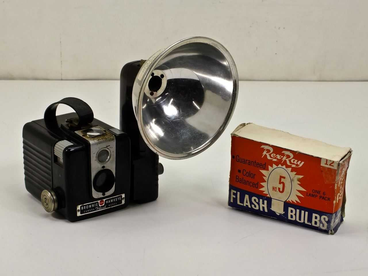 Kodak Brownie Hawkeye Camera and Flash Bulbs