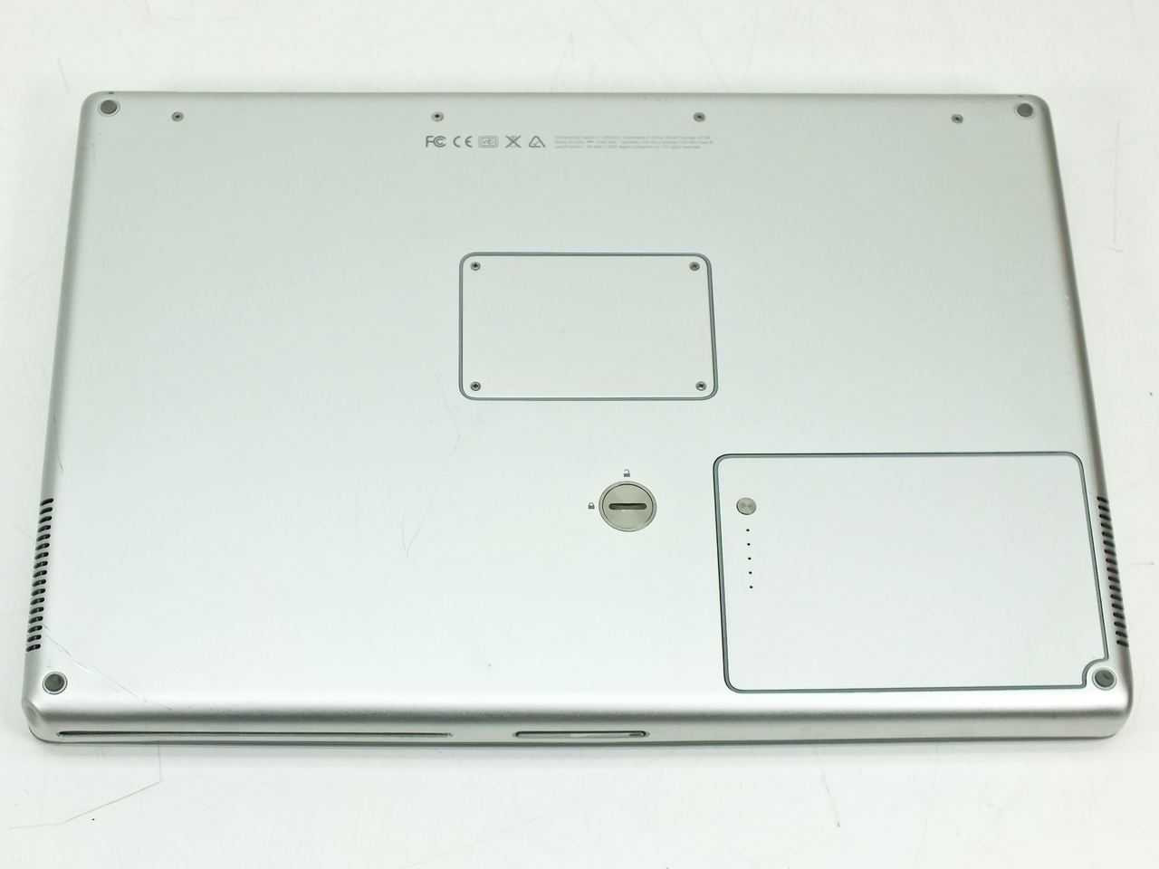 Apple A1138 M9969LL/A 1.67 GHz G4 15