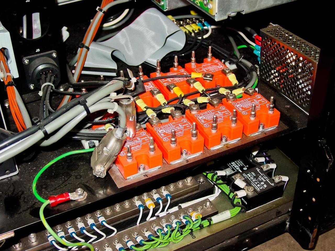 Applied Materials AKT 1600 PECVD Control Box in Rackmount