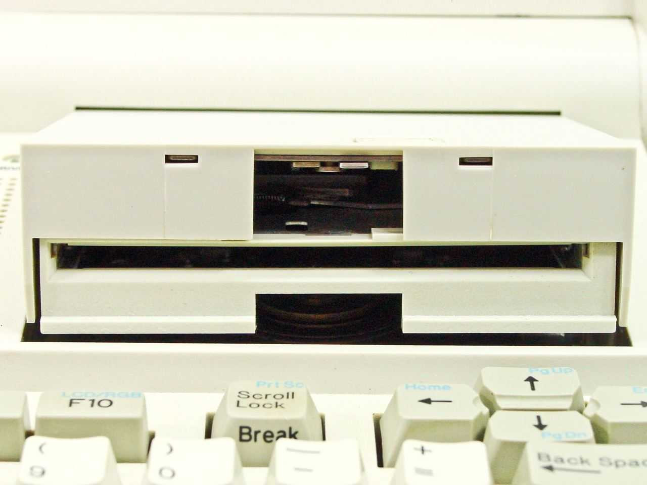 L-SI ページ NTT西日本】テレワーク対応多機能ビジネスフォンシステム