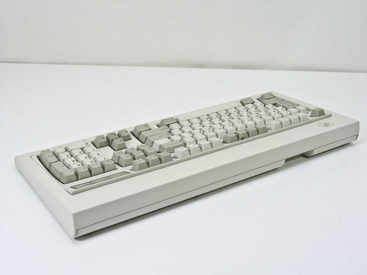 IBM ホワイトキーボード 取扱説明書付き 1988 IBM model M (1391401) Made by IBM 27 JAN 88