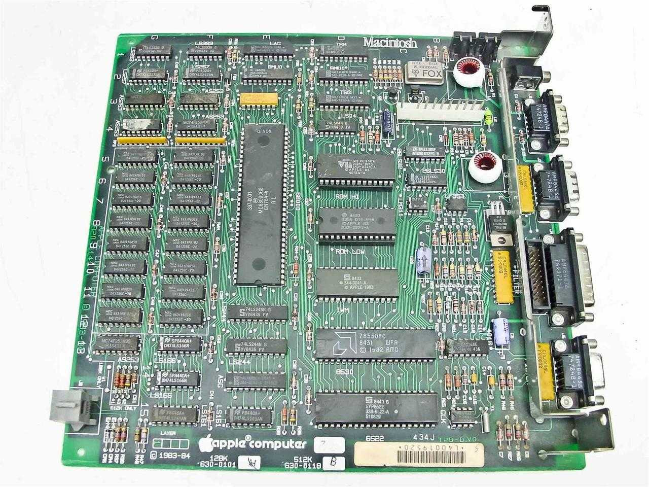Apple Macintosh 630-0118 512K Logic Board Motherboard