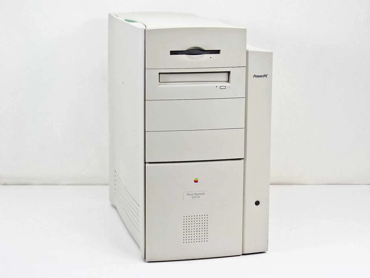 Apple Power Macintosh 9600/350 M5433 350MHz PowerPC 604e