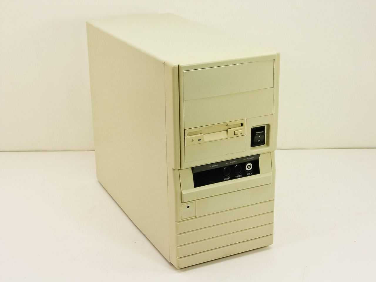 Generic 486/33 Tower Computer