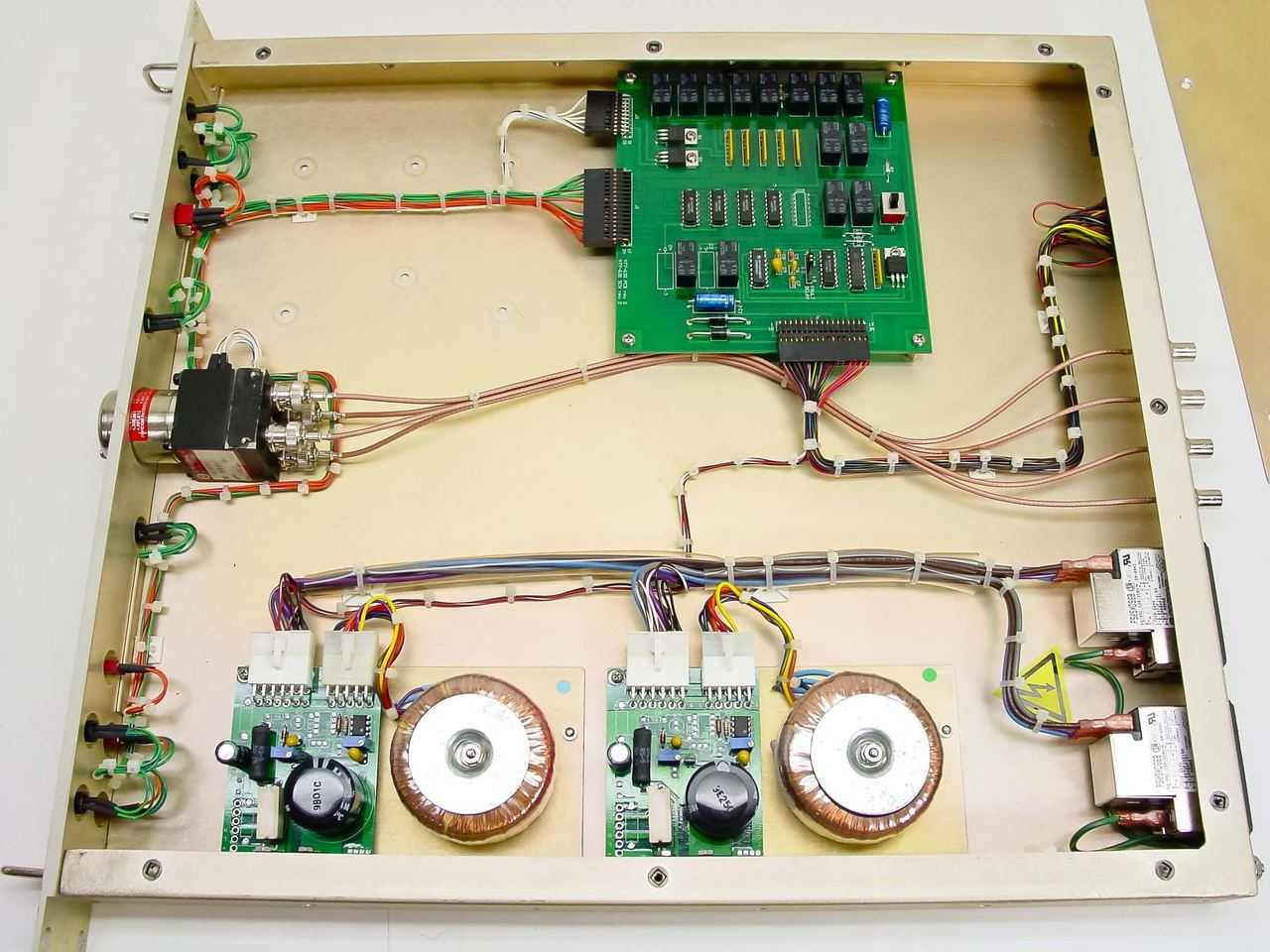 Specialty Microwave 4000A-70 1 1 TX Protection Switch 4000