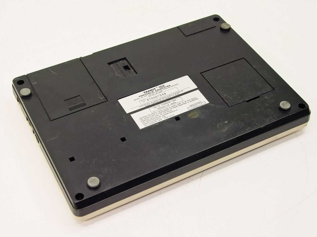 Tandy 102 TRS-80 Series 100 Portable Vintage Computer