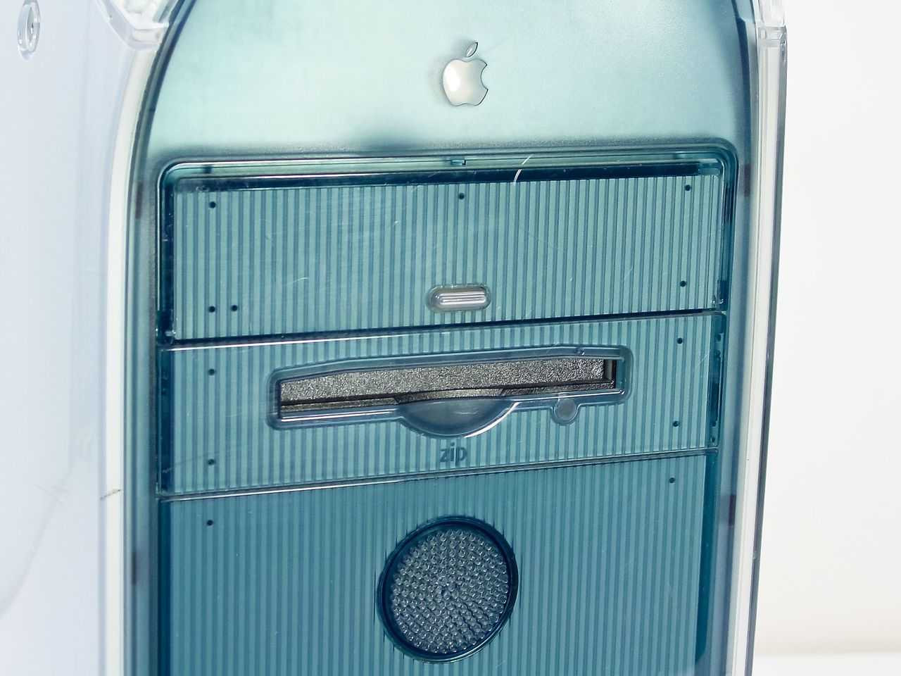 Apple M5183 Power Mac G4 733MHz Tower Computer