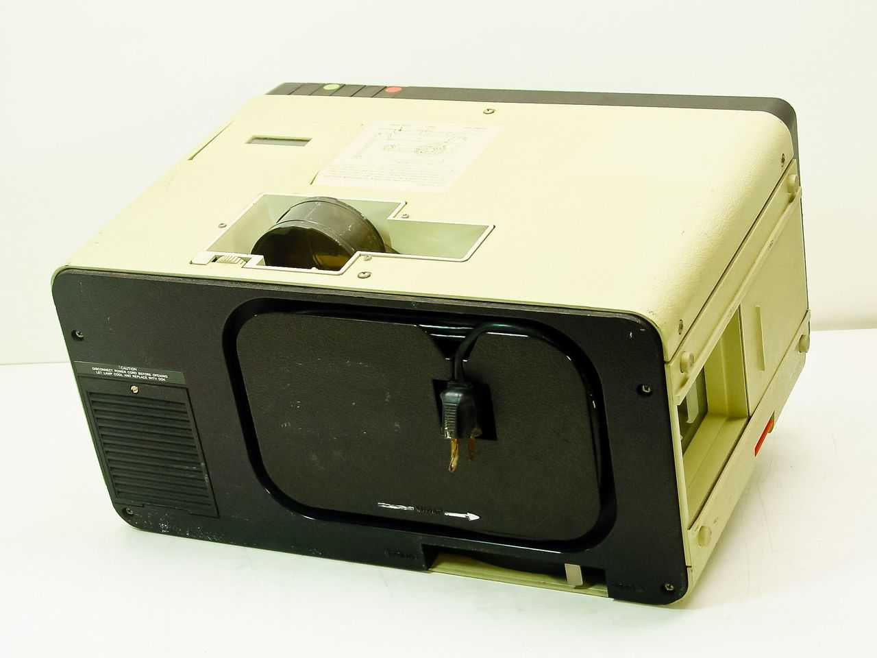 Singer Insta-load 35 35 mm Roll Film Projector with Display