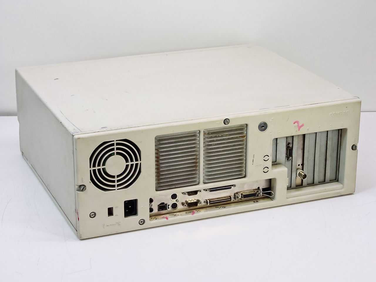 Compaq Deskpro XL 590 Pentium 90MHz Desktop PC 16MB 1GB