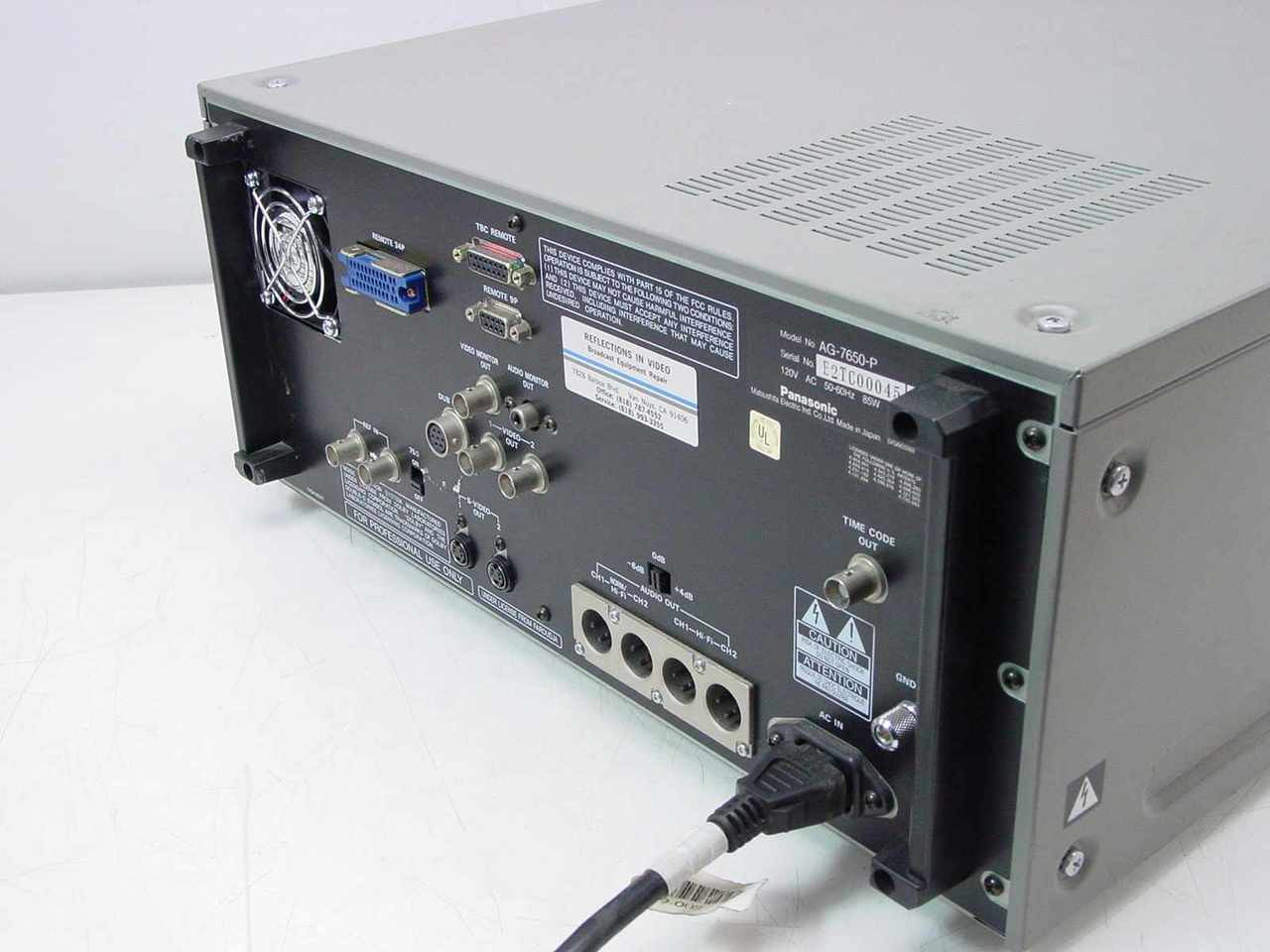 Panasonic AG-7650-P S-VHS Professional Video Deck TBC
