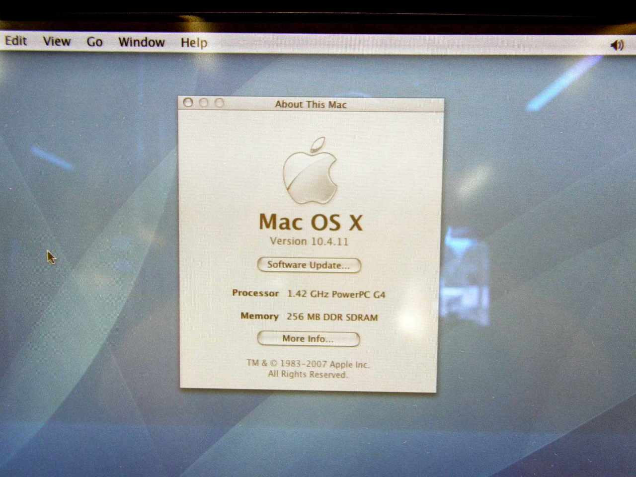 Apple eMac G4 1.42GHz 17