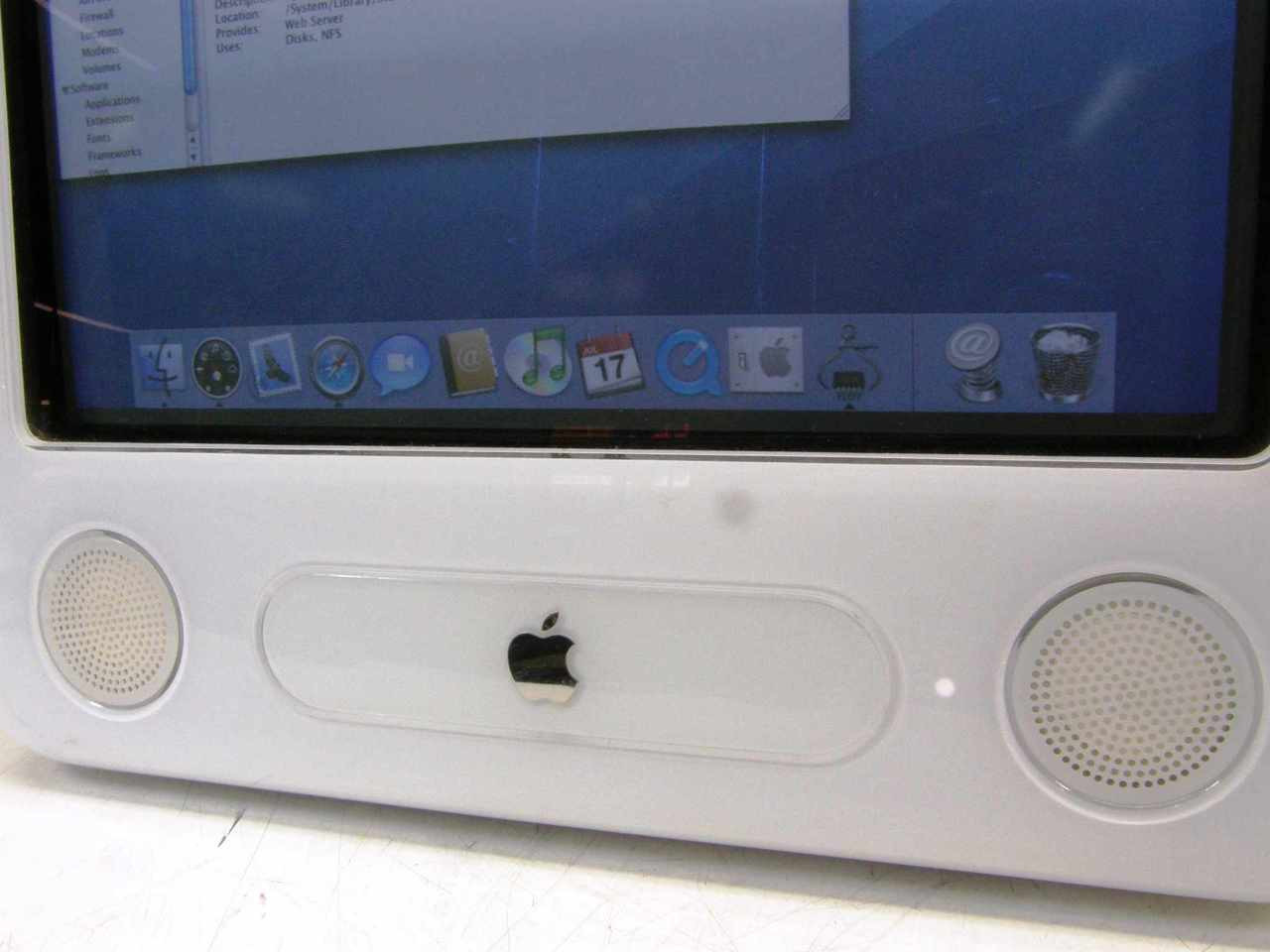 Apple eMac G4 1.42GHz 17