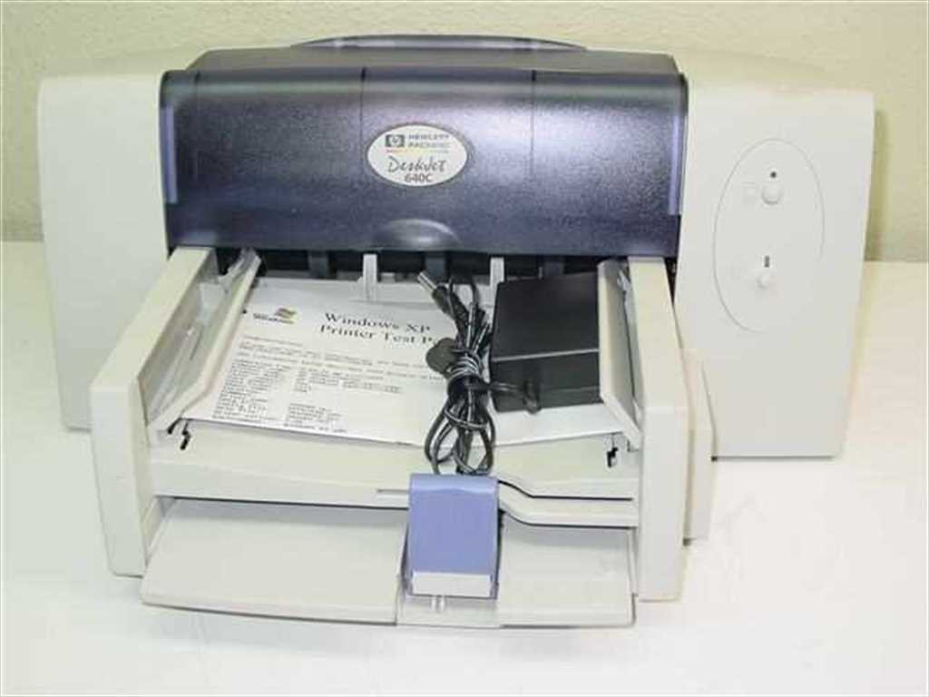 Hewlett Packard C6464A HP 640C DeskJet InkJet Printer