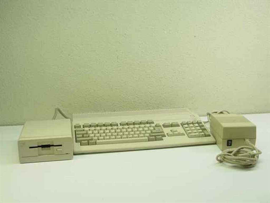 Commodore Amiga 500 Complet Avec Alimentation Et Souris - Bon état Et Fonctionnel, Rétro-informatique