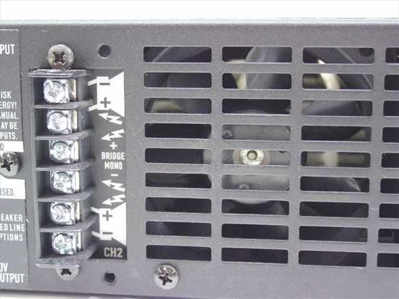 CX302V QSC パワーアンプ DIRECT 70V AMPLIFIER QSC CX302V 2-Channel Powered Amplifier, 200W, 70V Output