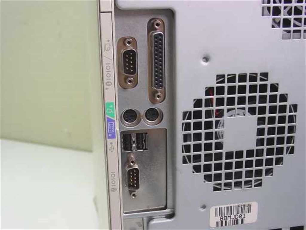 Dell Optiplex GX200 Pentium IIII 933MHz, 128MB, CD Tower Computer