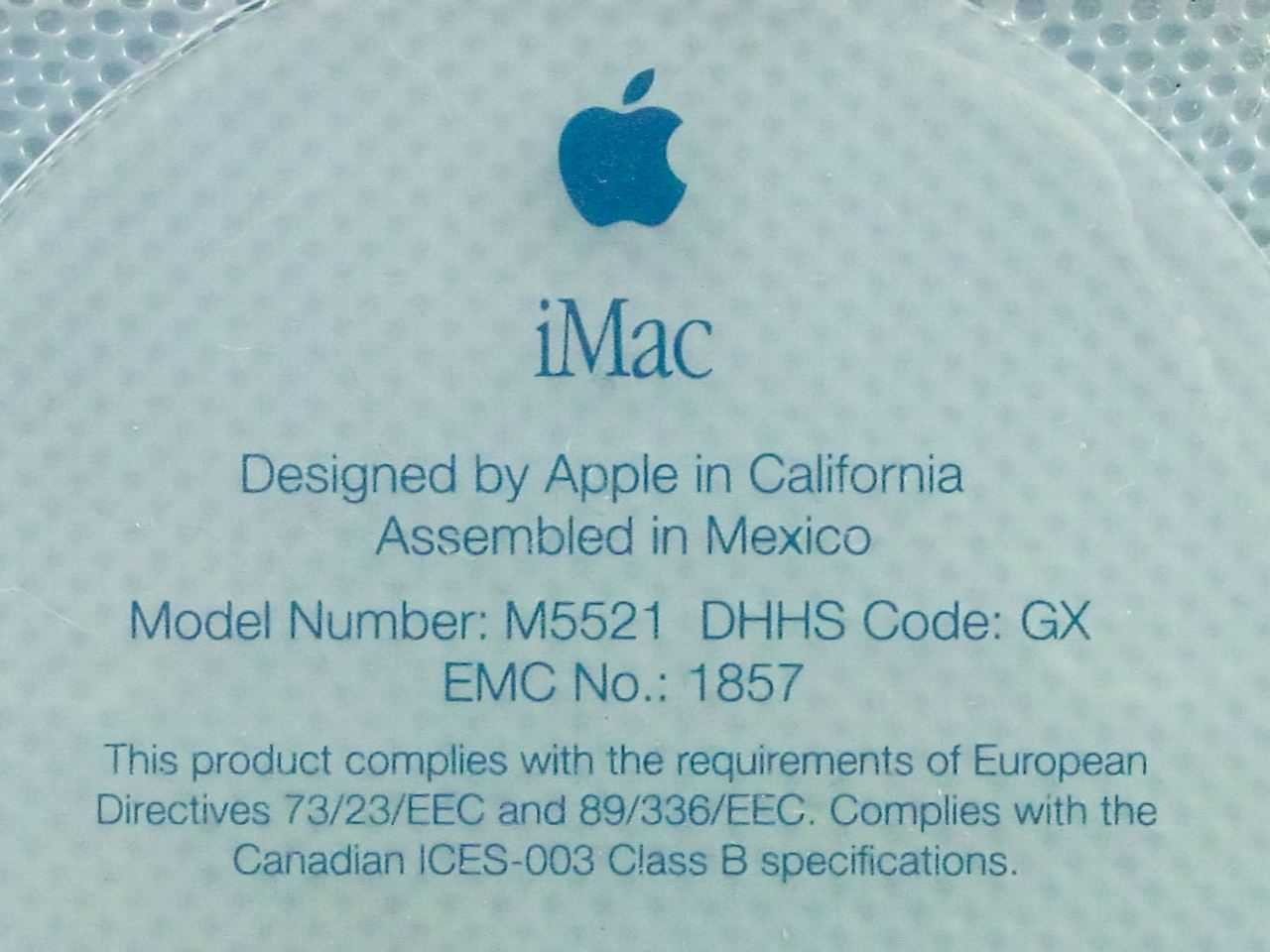 未開封 Designed by Apple in California （小） Designed by Apple in California