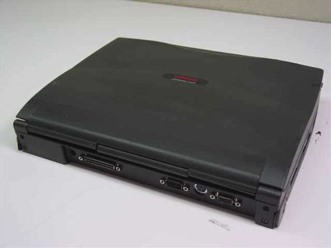 Compaq Armada 1125 100MHz Laptop 16Mb RAM 800Mb HDD PARTS UNIT