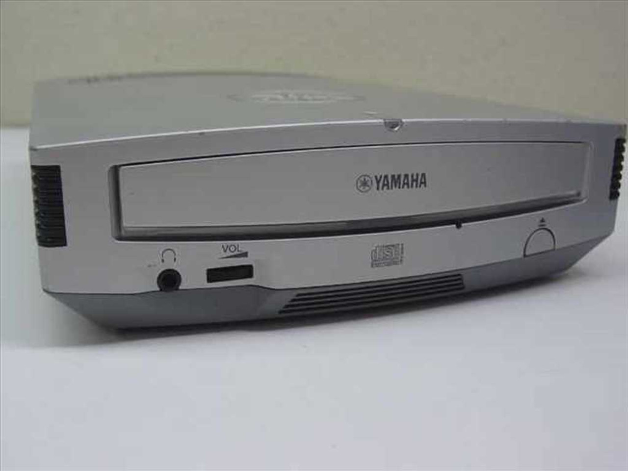 Yamaha CRW-F1UX External CD ROM Drive Rewritable USB 2.0