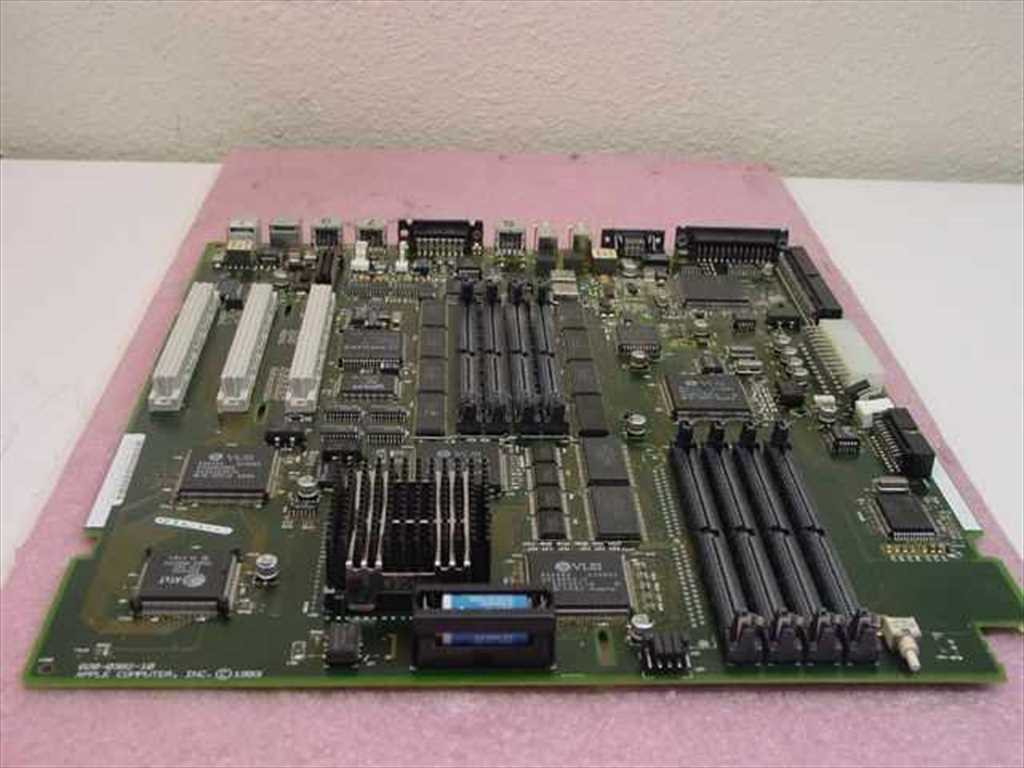 Apple 820-00511-A マザーボード 1979年製 Apple 820-00511-A マザーボード 1979年製