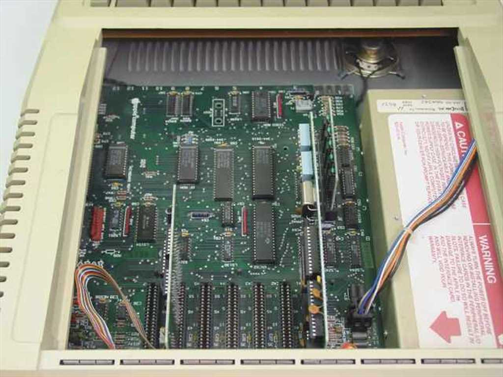 Apple IIe 本体 A2S2064 Macintosh マッキントッシュ Apple IIe – Apple Rescue of Denver