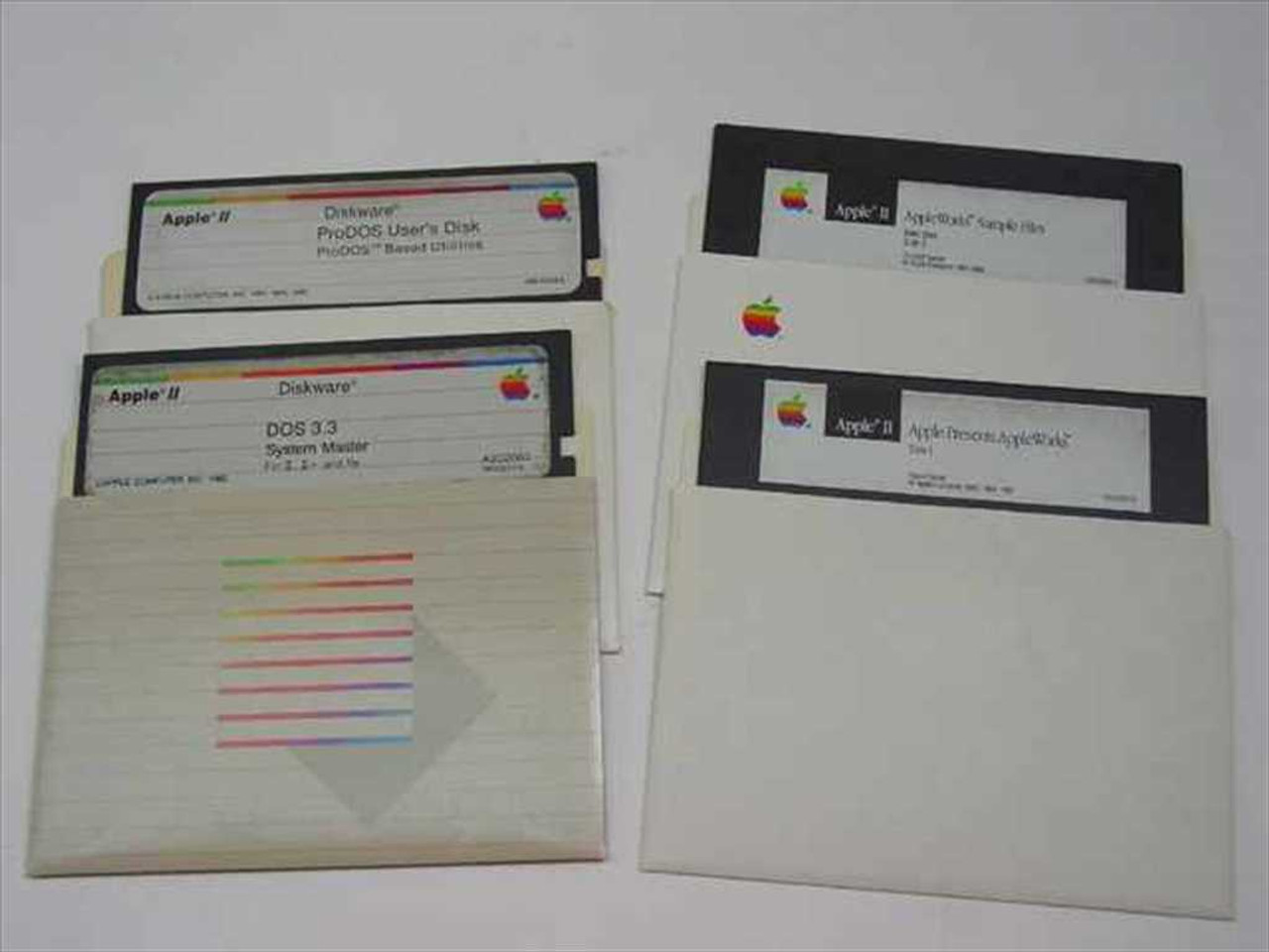 Apple A2S2064 Apple IIe 128K Complete Computer System