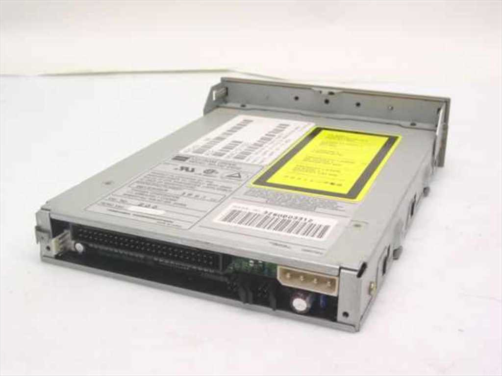 Toshiba XM-4101B 2x SCSI Internal CD-ROM Drive