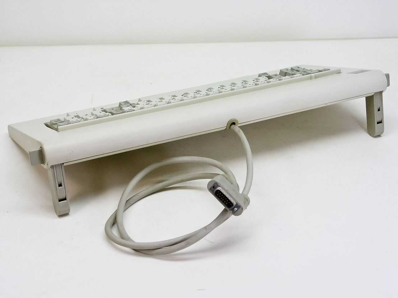 IBM 4176191 74 Key Serial Keyboard