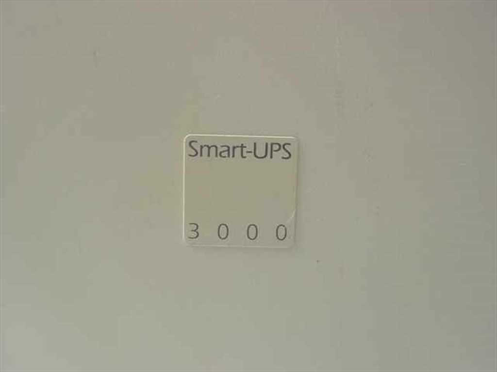 APC Smart-UPS 3000 3000 VA UPS Battery Backup System SU3000RMNET