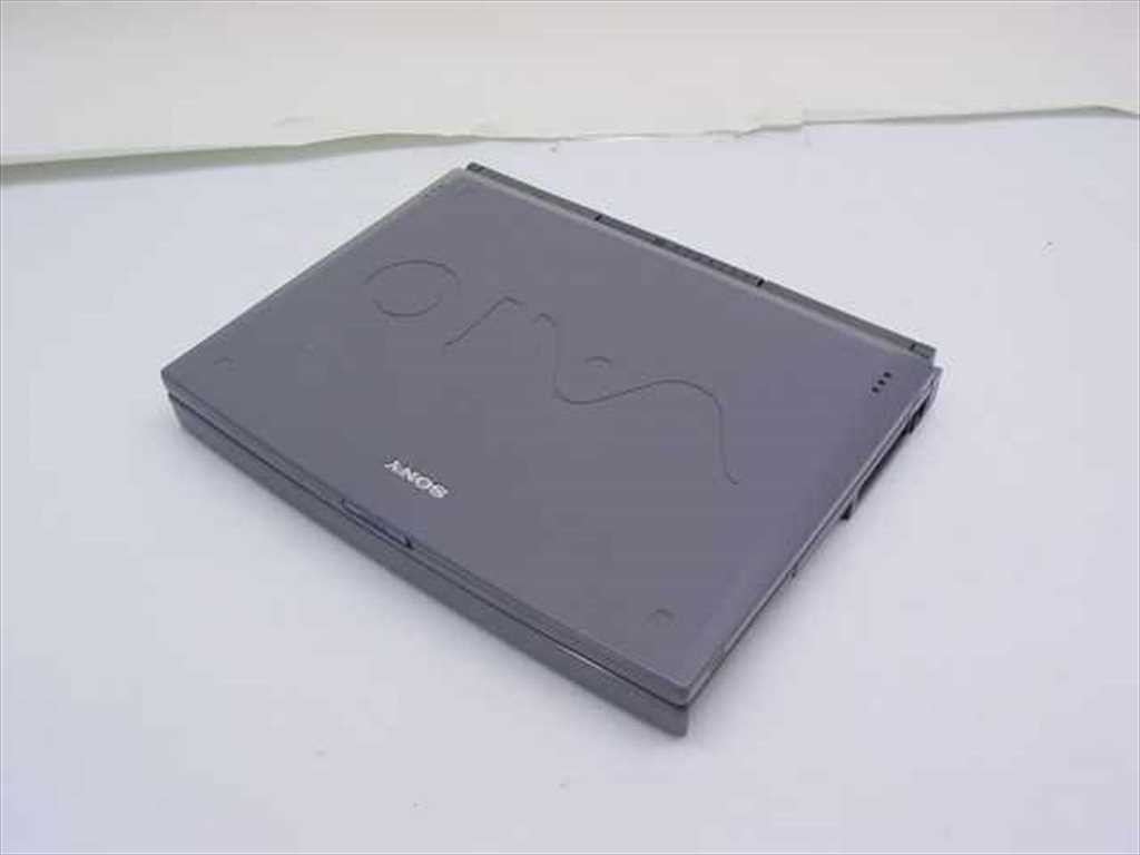 Sony PCG-818 Vaio Notebook Computer