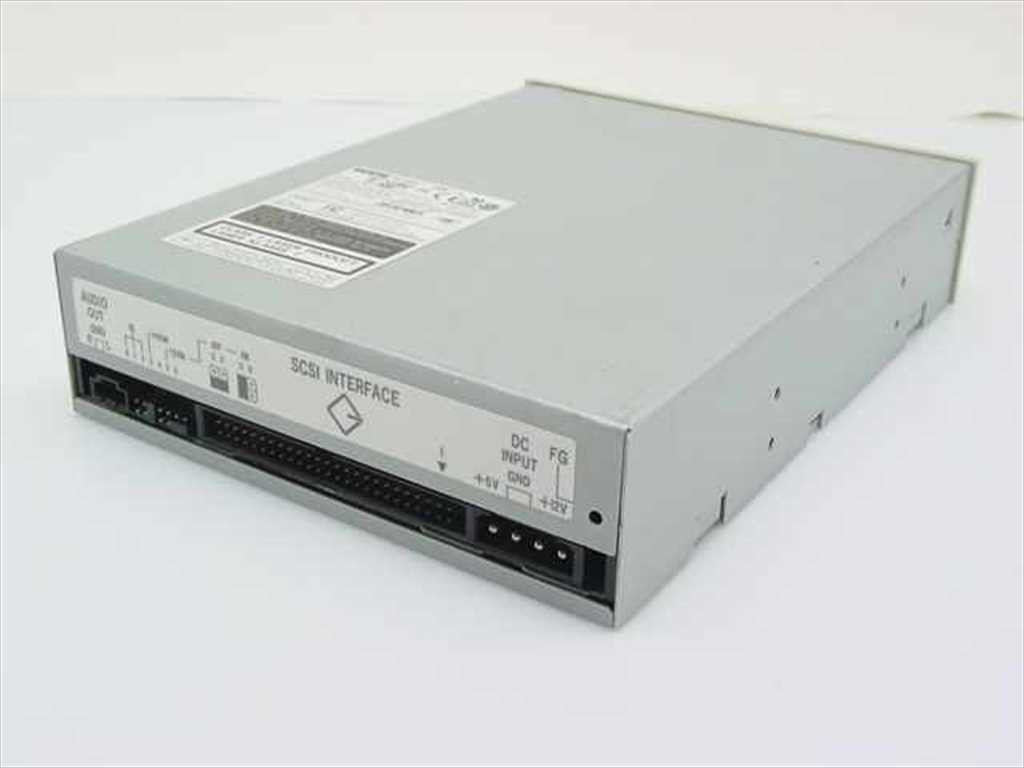 Teac CD-532S 50-Pin SCSI 32x Internal CD-ROM Drive 19770351