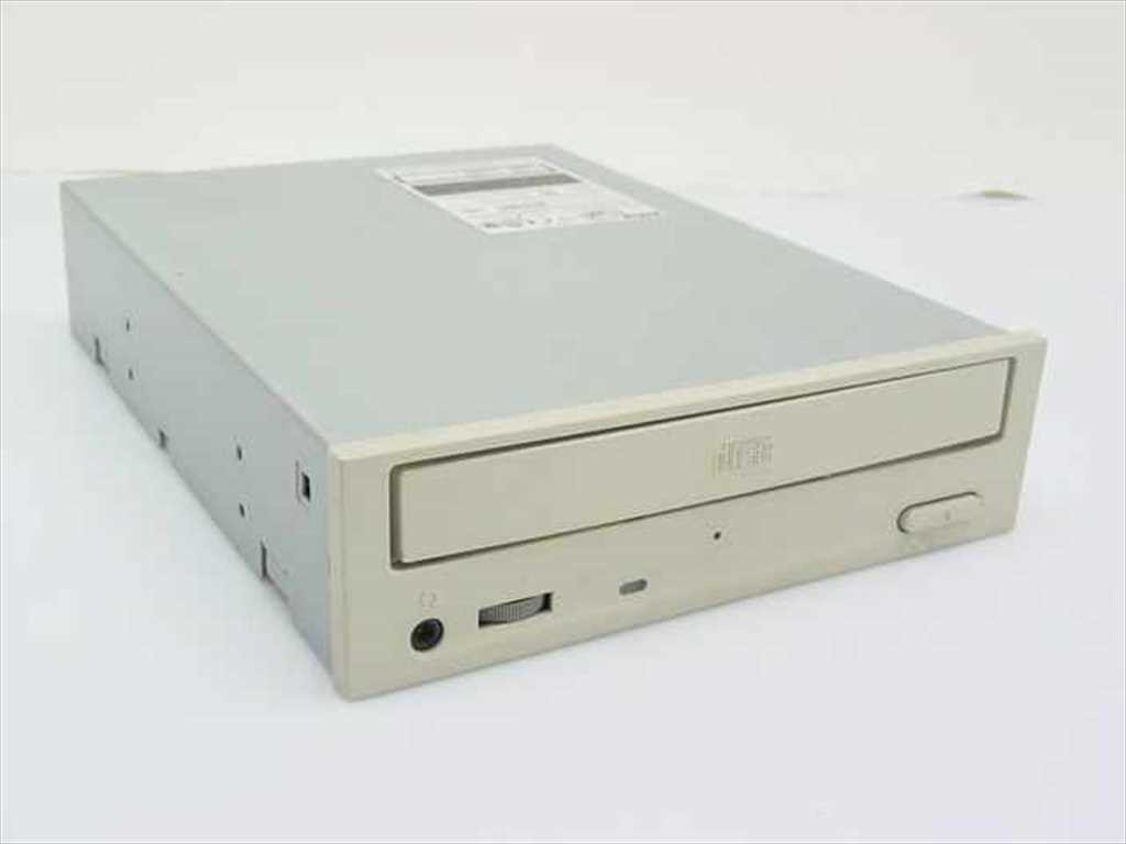 Teac CD-532S 50-Pin SCSI 32x Internal CD-ROM Drive 19770351 