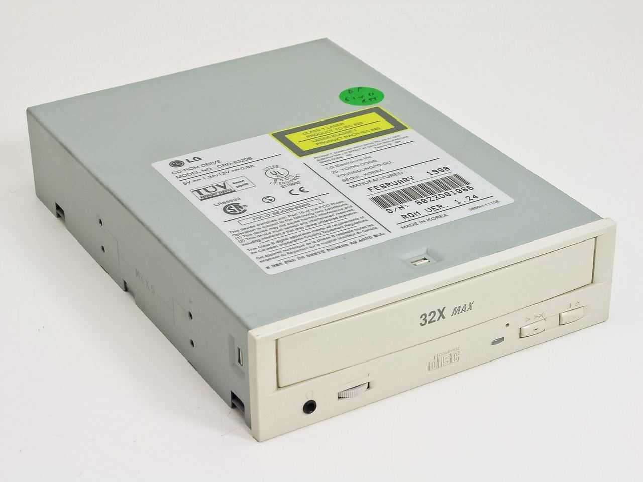LG 32x IDE Internal CD-ROM Drive (CRD-8320B)
