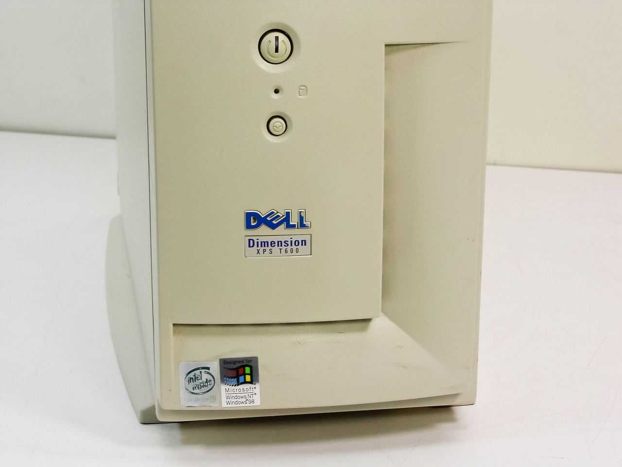 Dell Dimension XPS T600 Pentium III 600MHz, 256MB Tower Computer