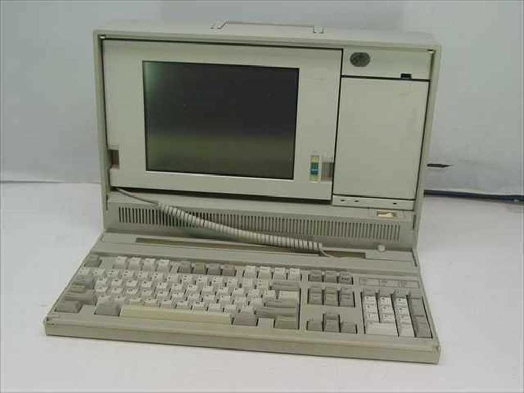 IBM 8573-401 PS/2 P75-486 Computer 64F9936 Luggable