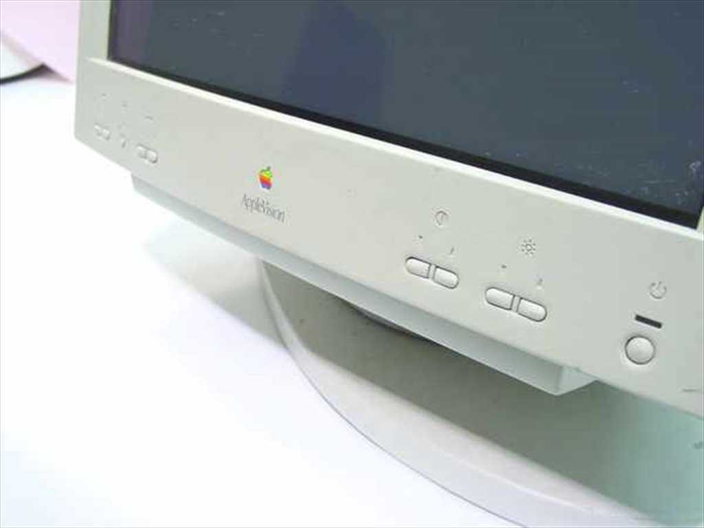 Apple M2935 17