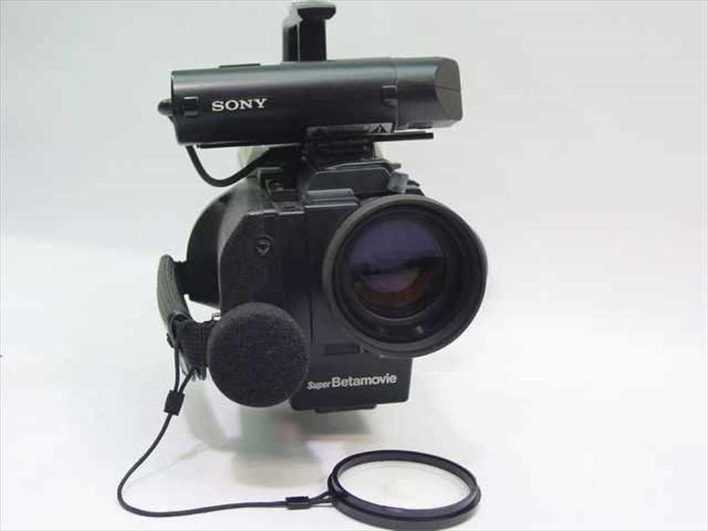 Sony GCS-1 Super Betamovie Recorder in case