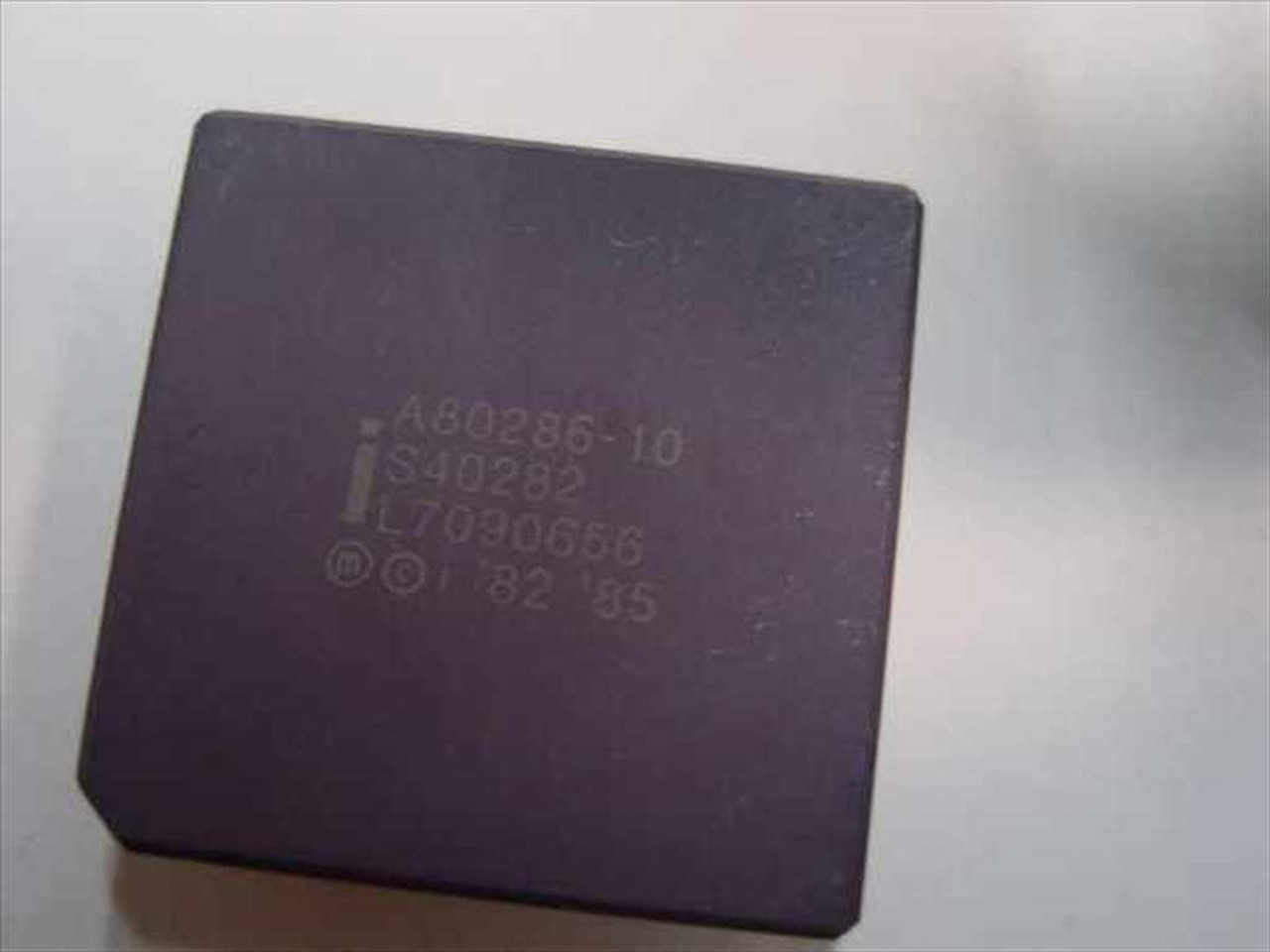 Intel A80286-10 Intel 80286 Vintage 286 10 Mhz Processor