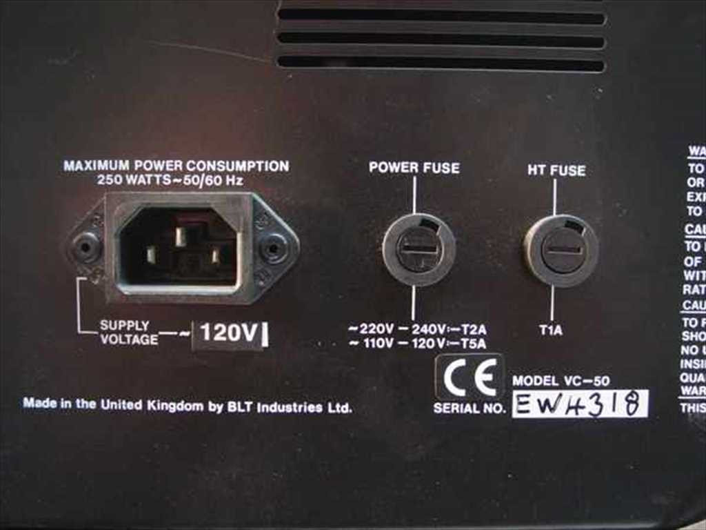 【引き取り限定】イギリス製　真空管ギターアンプ　レイニー　LANEY VC50 212 MADE IN UK VC50 - Laney VC50 - Audiofanzine