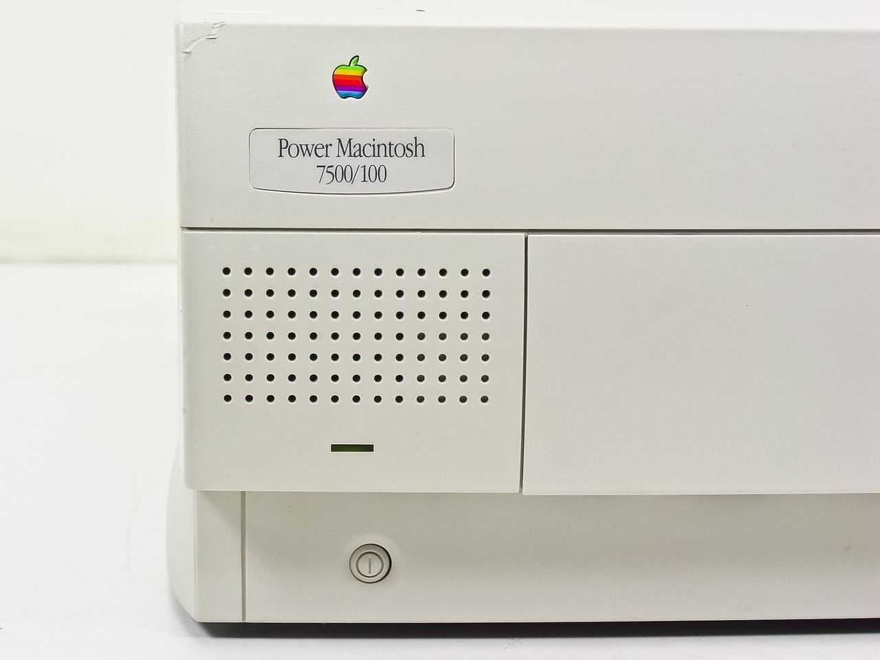 Apple Power Macintosh 7500/100 M3979 PowerPC 100MHz 48MB
