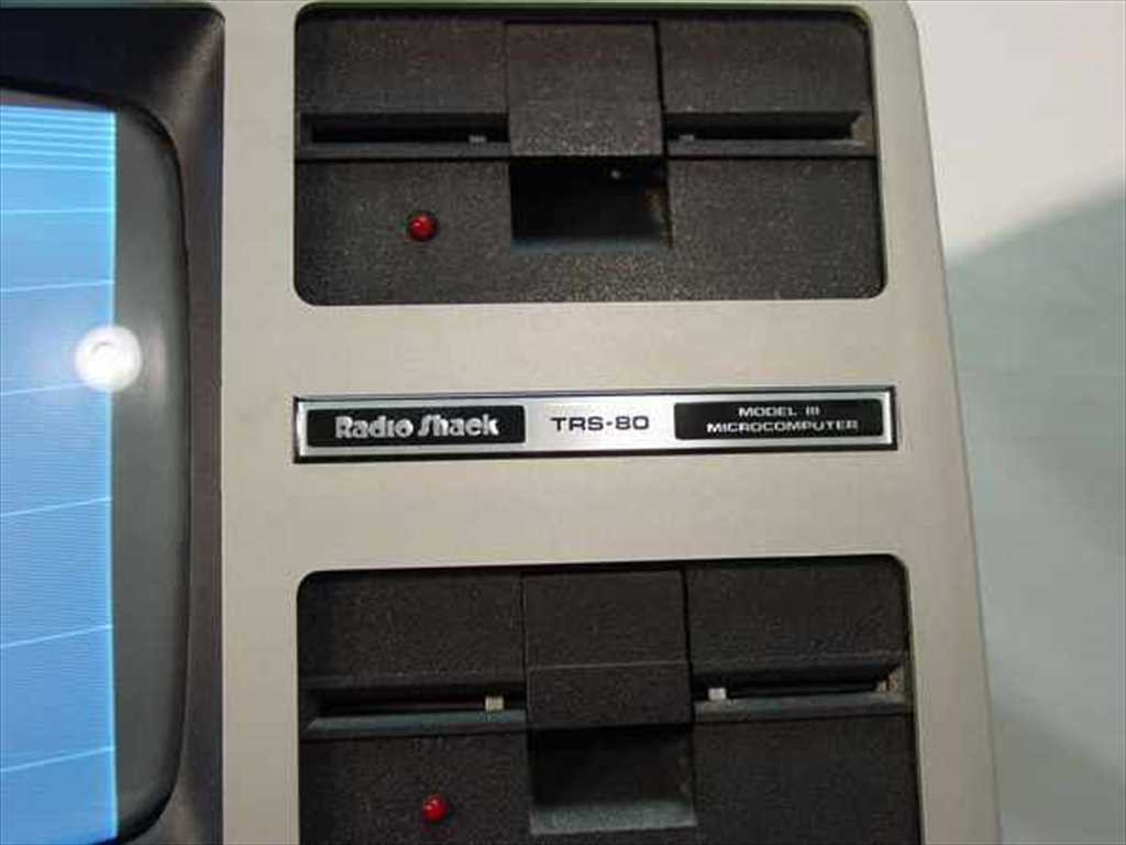 Radio Shack TRS-80 Radio Shack Microcomputer Model III 26-1066