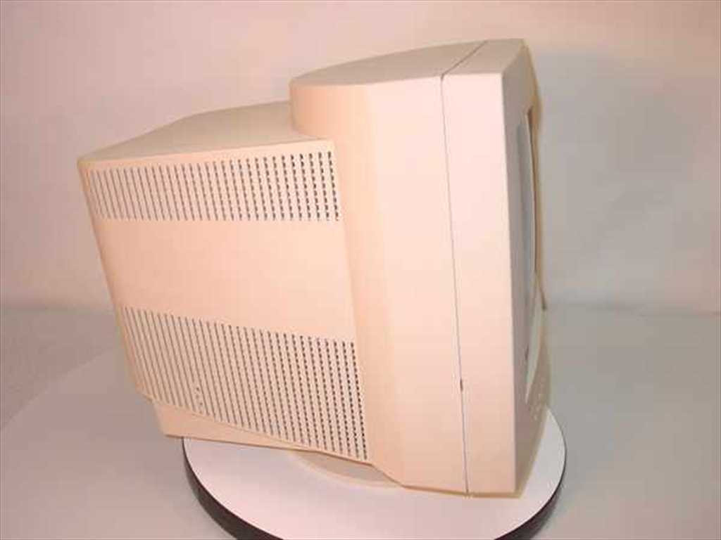 NEC MultiSync XV17 JC-1734VMA 17